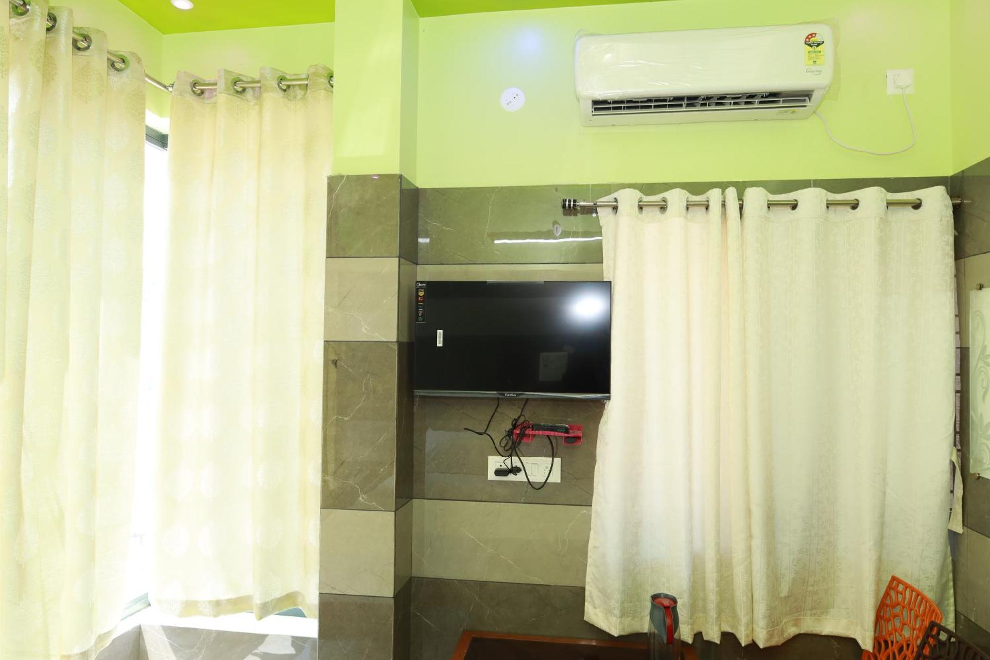 Rv Residency Hotel Wodapatti Exterior foto