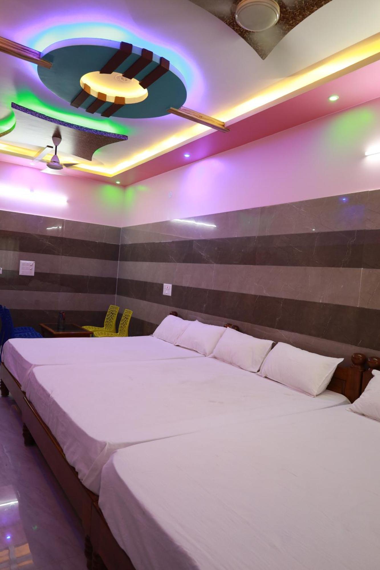 Rv Residency Hotel Wodapatti Exterior foto