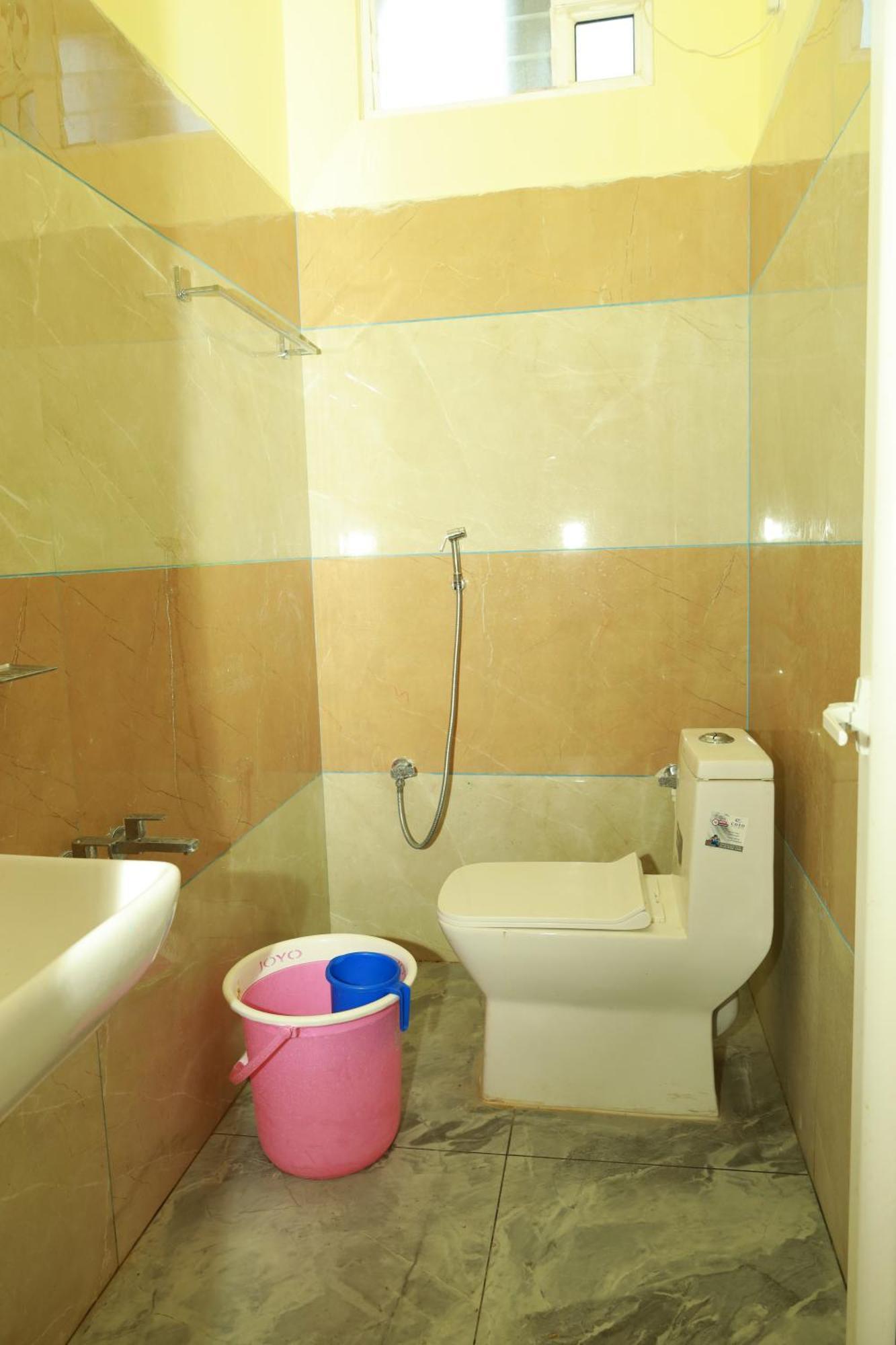 Rv Residency Hotel Wodapatti Exterior foto